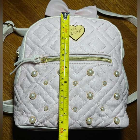🎀Betsy Johnson Backpack with cute Bow handle🎀 - Picture 7 of 11